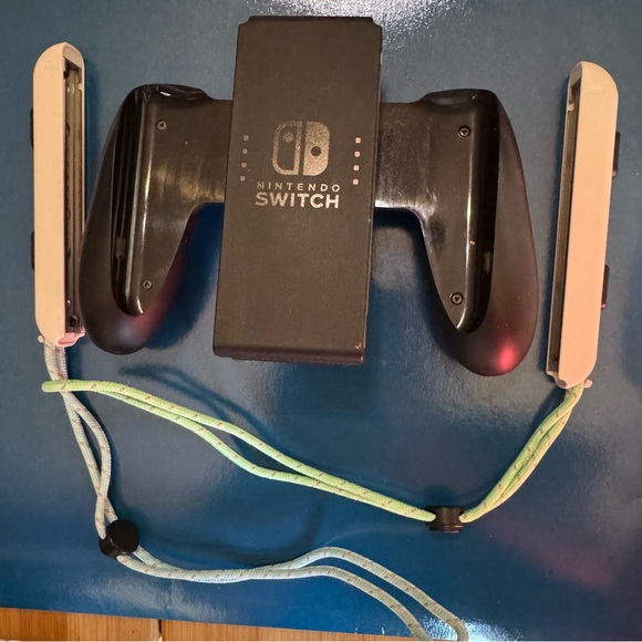 Nintendo Switch.  Great value. - Picture 5 of 8